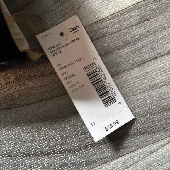 NWT Ivory One Shoulder Dress - Picture 2 of 5